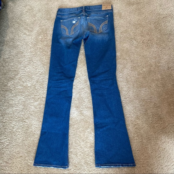 Hollister Low-rise Blue Boot-Cut Jeans, Size 3 - Picture 3 of 10